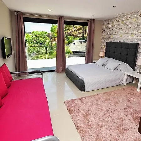 Tranquila Villa
